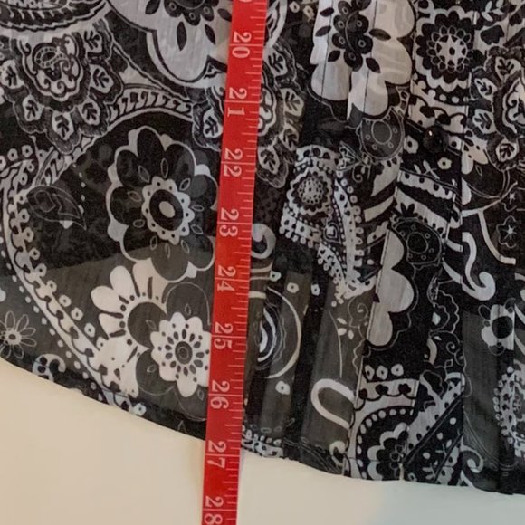 EUC Notations Sheer Long Sleeve Black/White Button Down Blouse Size Small - Picture 10 of 12